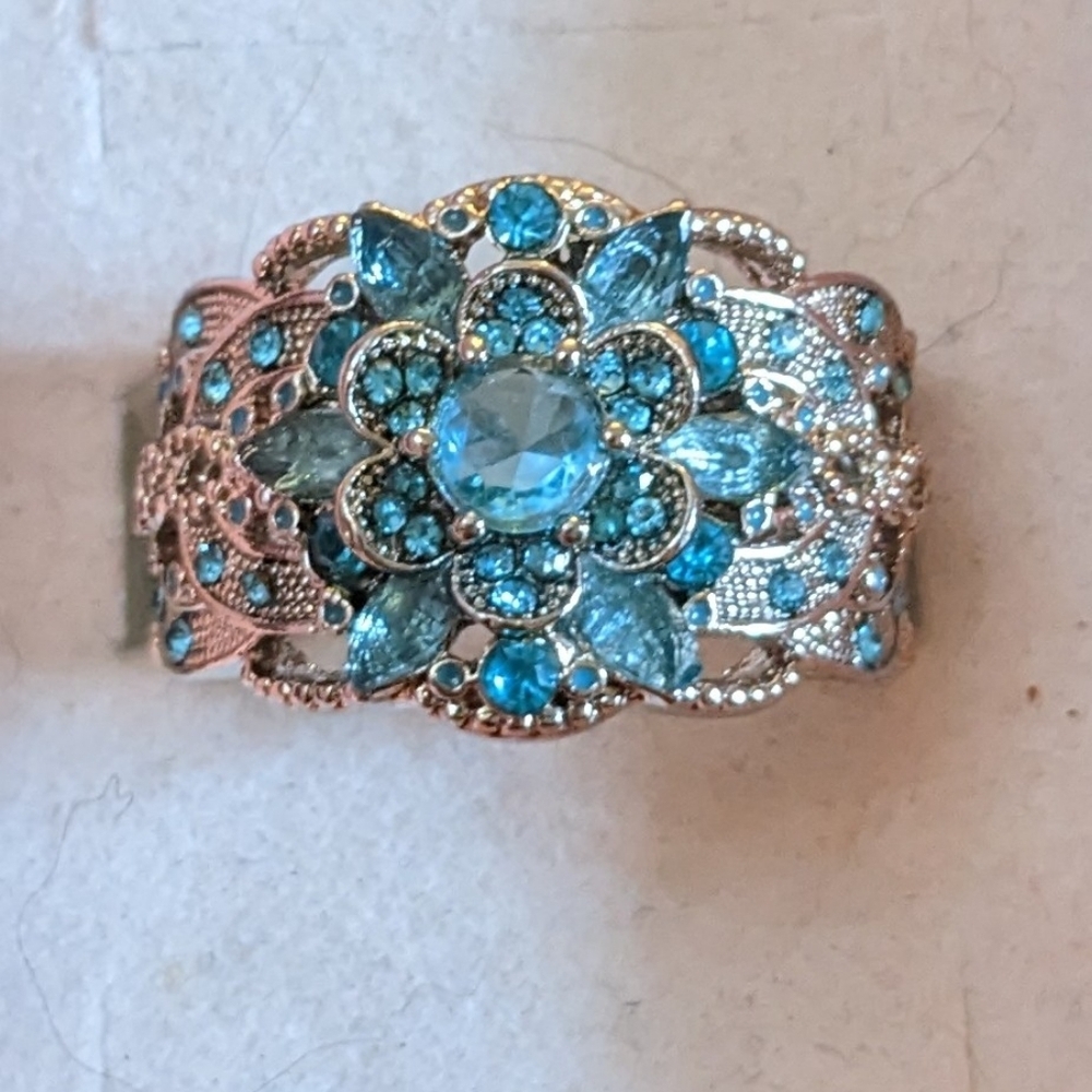 New Elegant Blue Floral Women's Ring, Size 10, T2B3C